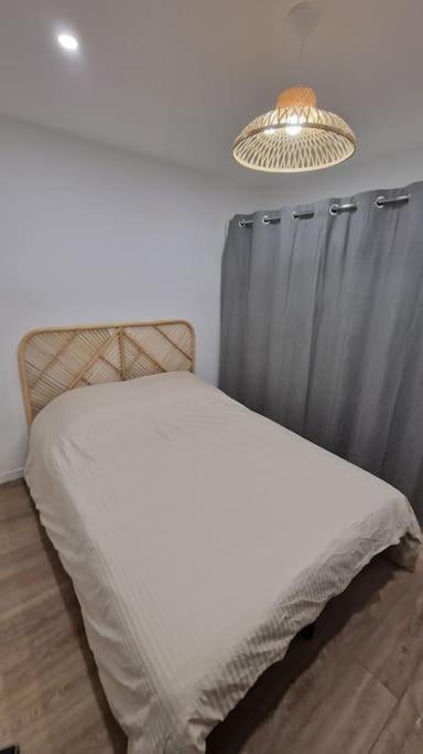 Saint Charles Apartment *