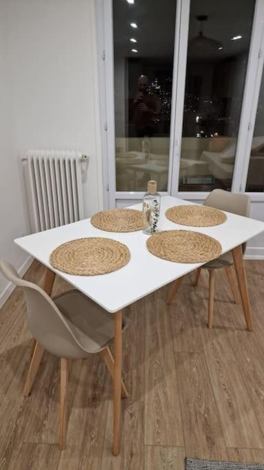 Saint Charles Apartment